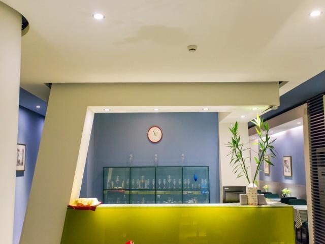 Jingjiang Inn Chongqing Eling Metro Station מראה חיצוני תמונה